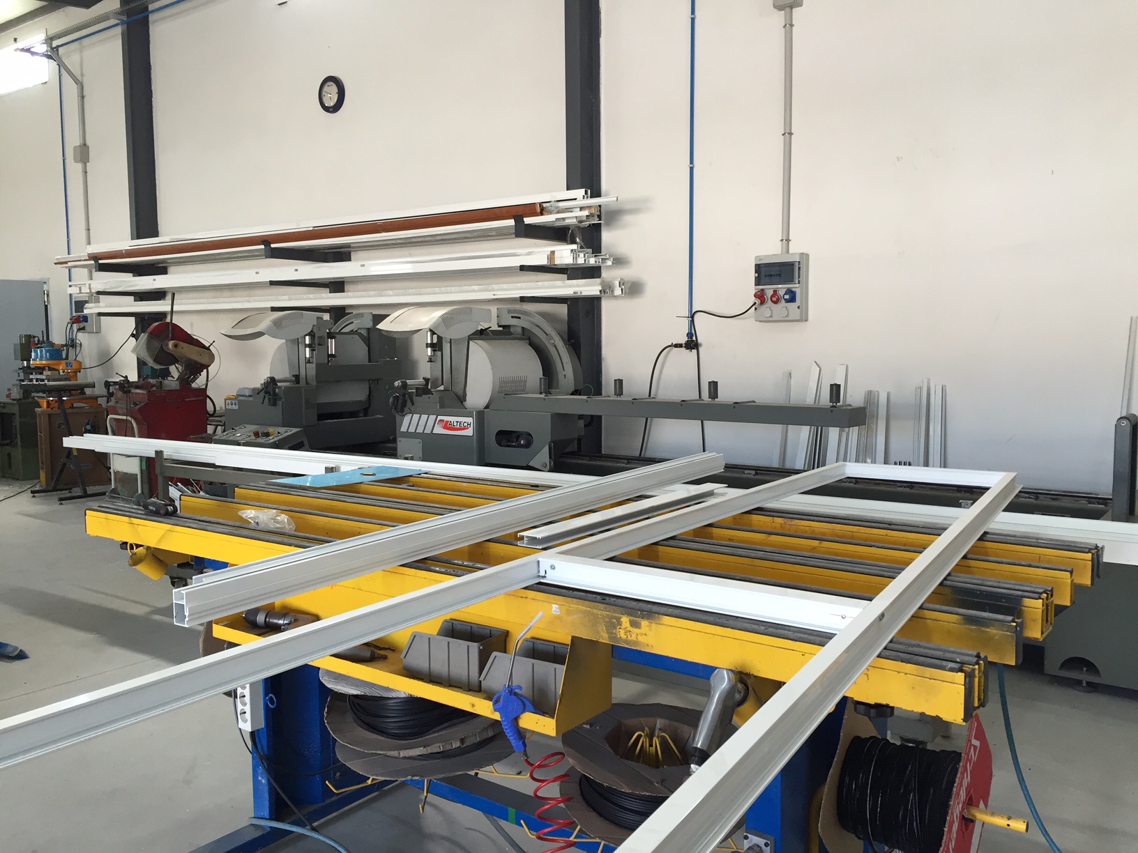 Fotografía de productos y servicios en CEIM Cerramientos e Instalaciones Metálicas José Boto en Motril (Granada)